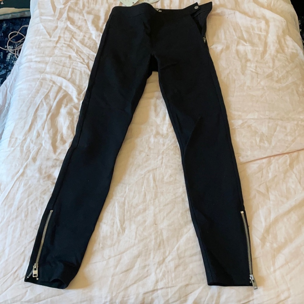 Black stretch skinny pants size 2  J. Linden berg new with tags